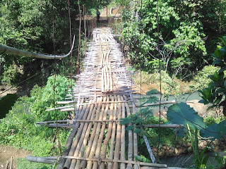 Nasib Jembatan Gantung Antara Desa dan Kecamatan atau Kelurahan