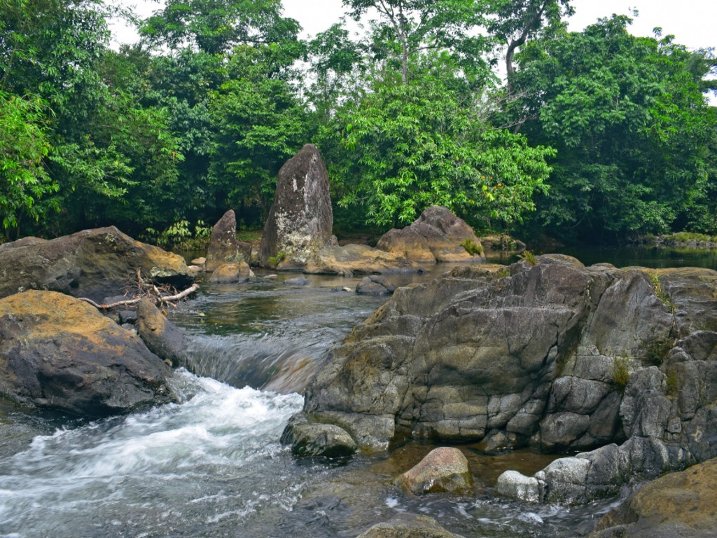 Batu Balian dan Legenda Dayak di Kalimantan Selatan